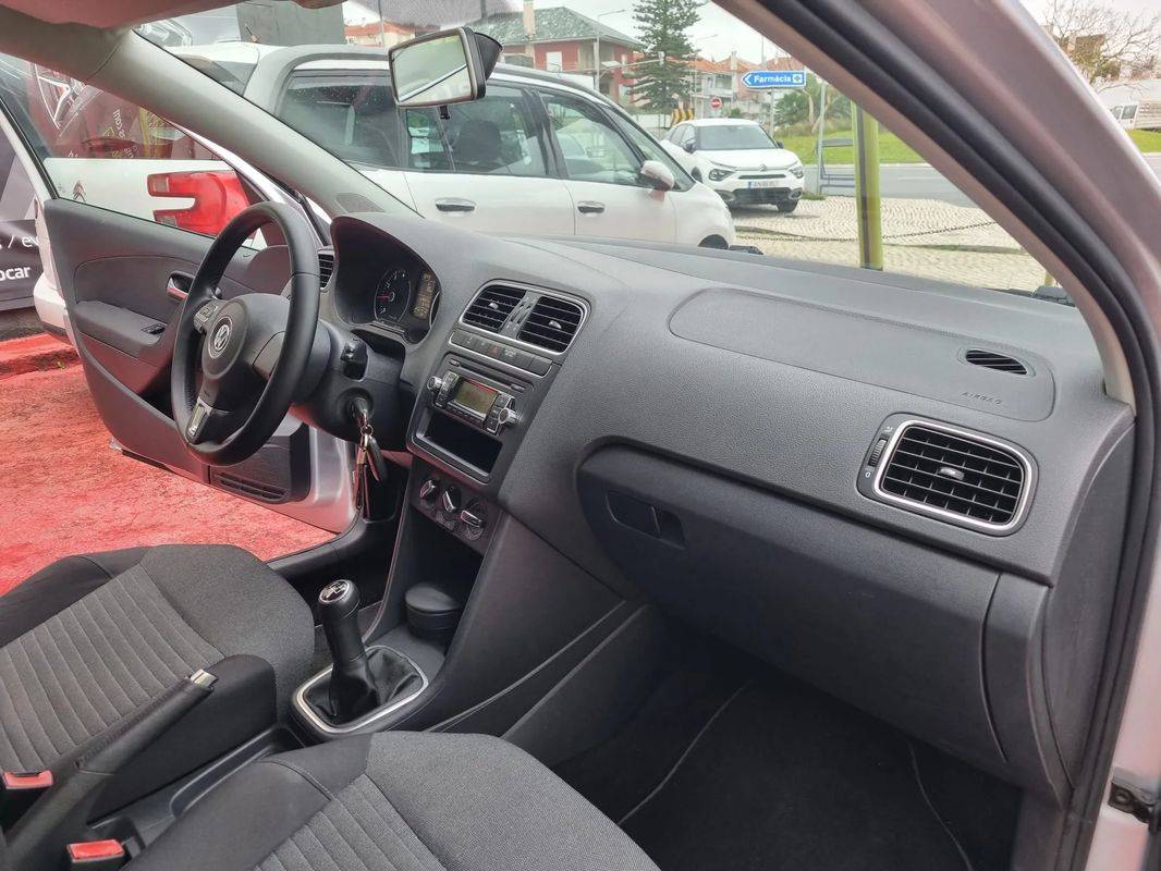volkswagen-polo-2010-gasolina-1198cc