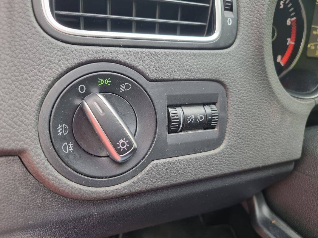 volkswagen-polo-2010-gasolina-1198cc