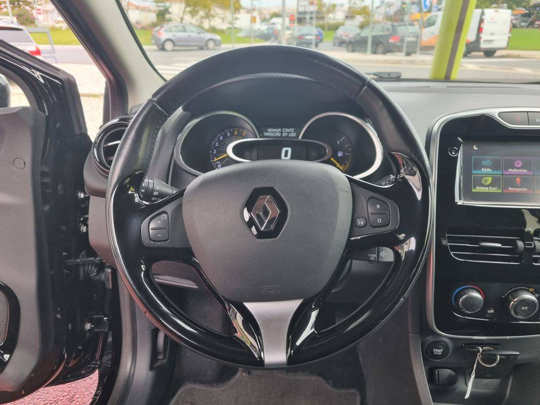 renault-clio-sport-tourer-2015-gasolina-898cc