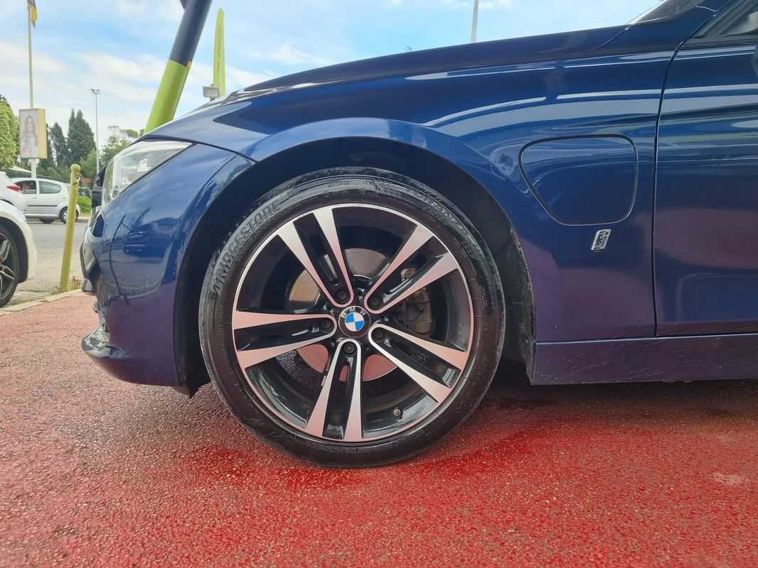 bmw-serie-3-2018-hibrido-a-gasolina-1998cc