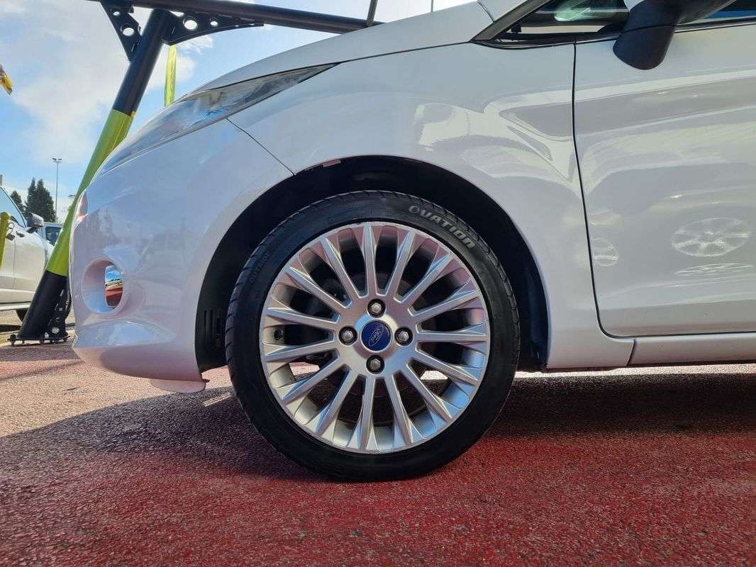 ford-fiesta-2011-gasolina-1242cc