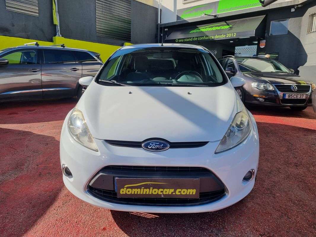 ford-fiesta-2011-gasolina-1242cc