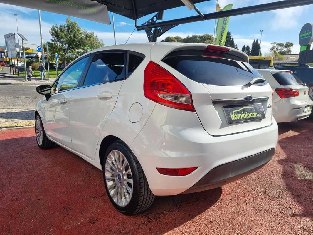 ford-fiesta-2011-gasolina-1242cc