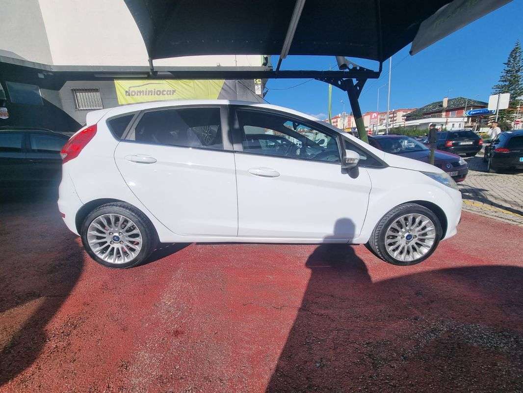 ford-fiesta-2011-gasolina-1242cc