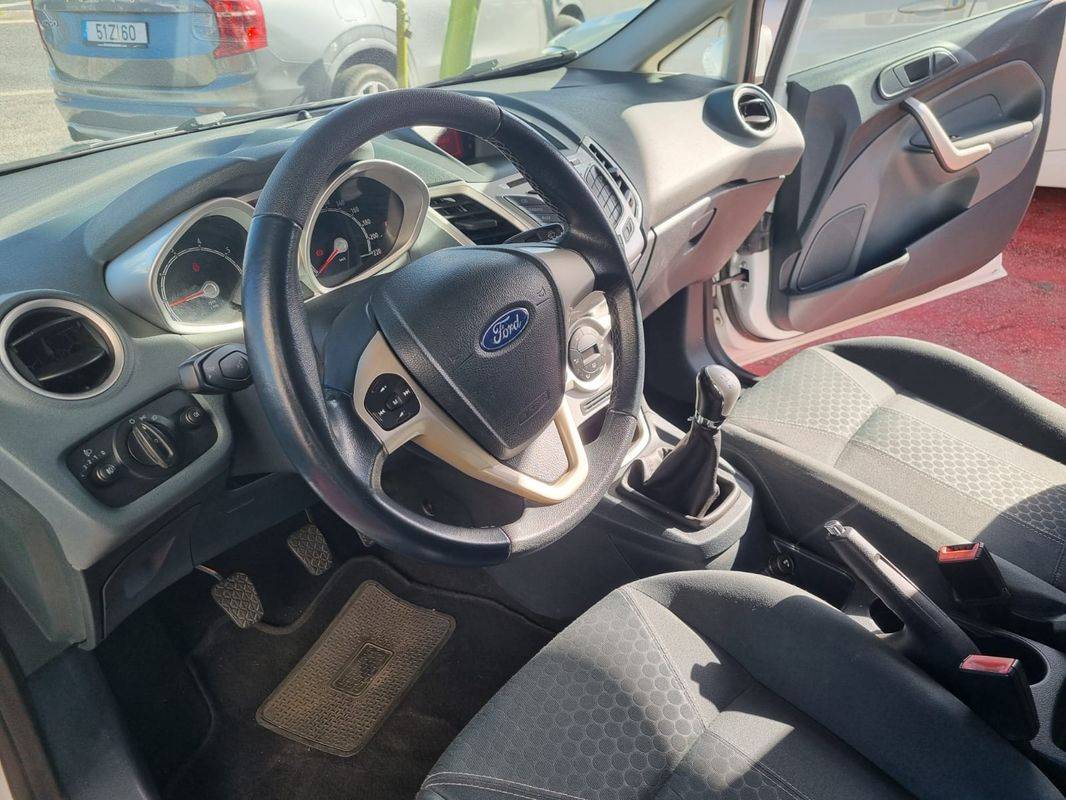 ford-fiesta-2011-gasolina-1242cc