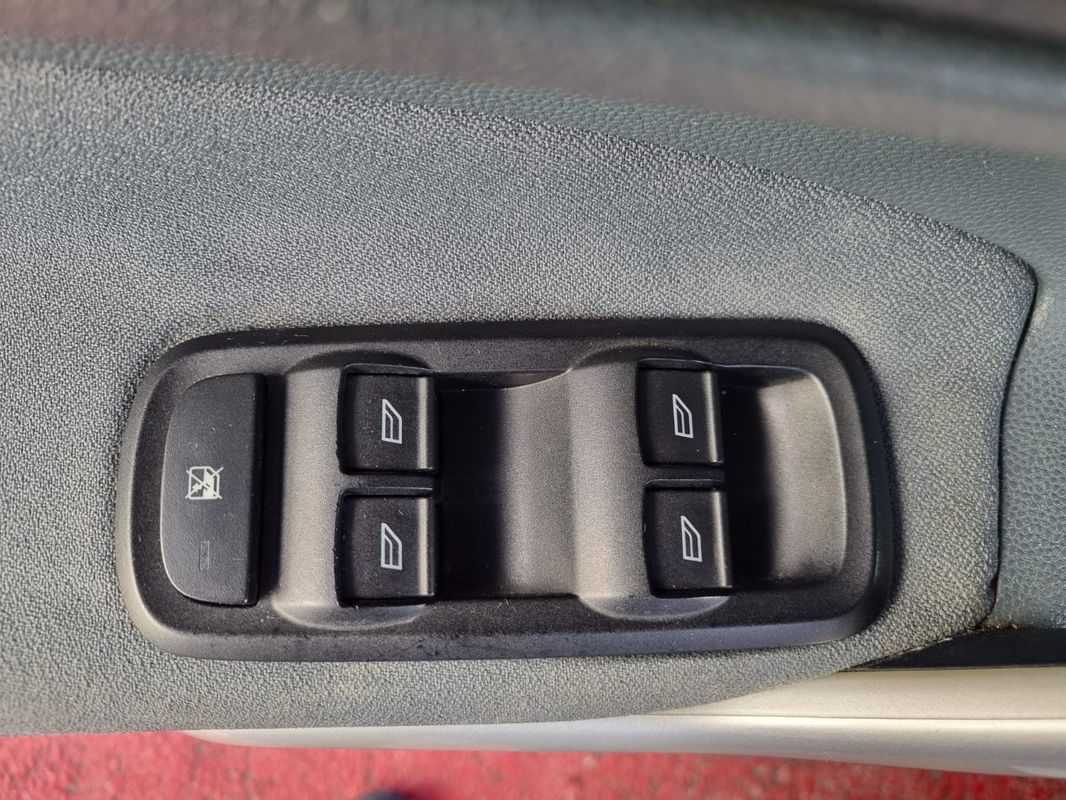 ford-fiesta-2011-gasolina-1242cc