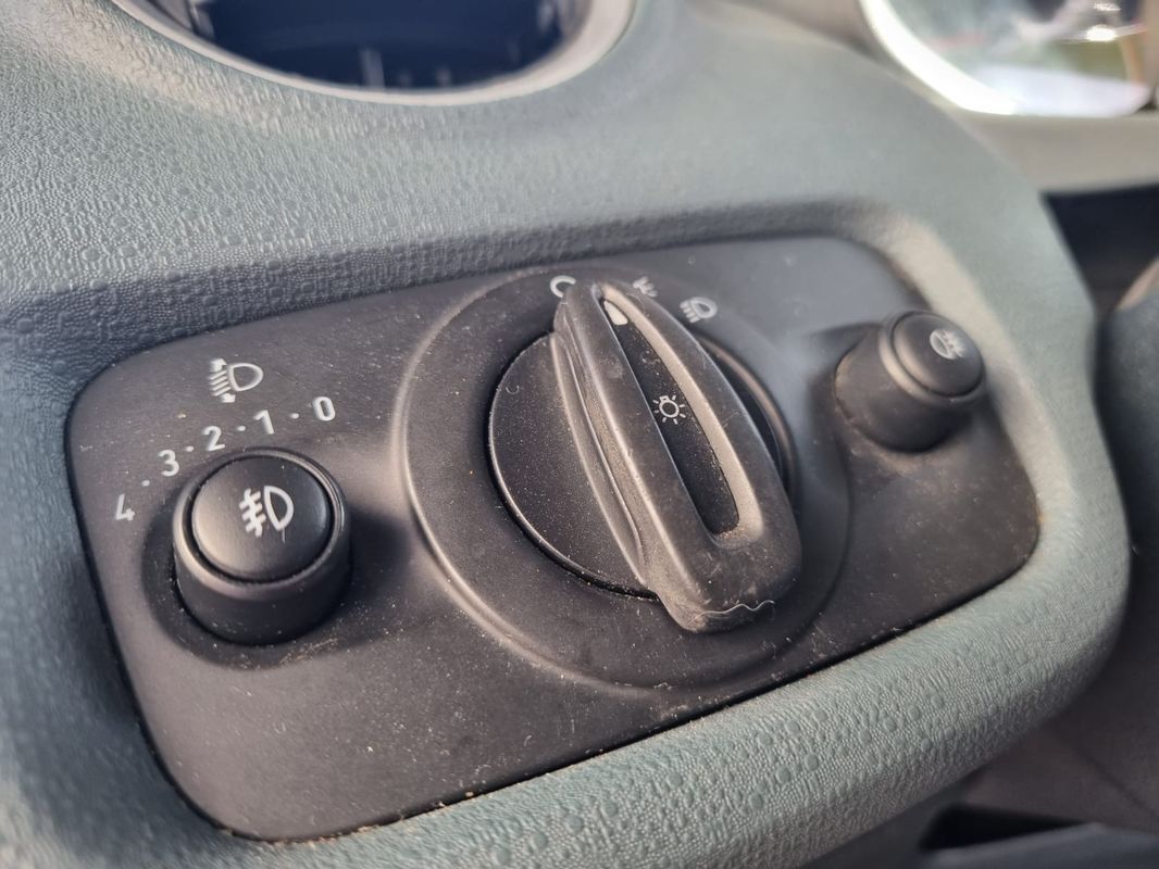 ford-fiesta-2011-gasolina-1242cc
