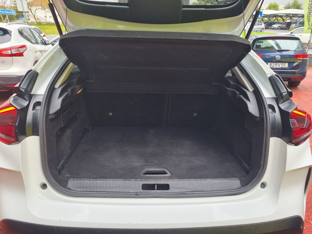 citroen-c4-2022-diesel-1499cc