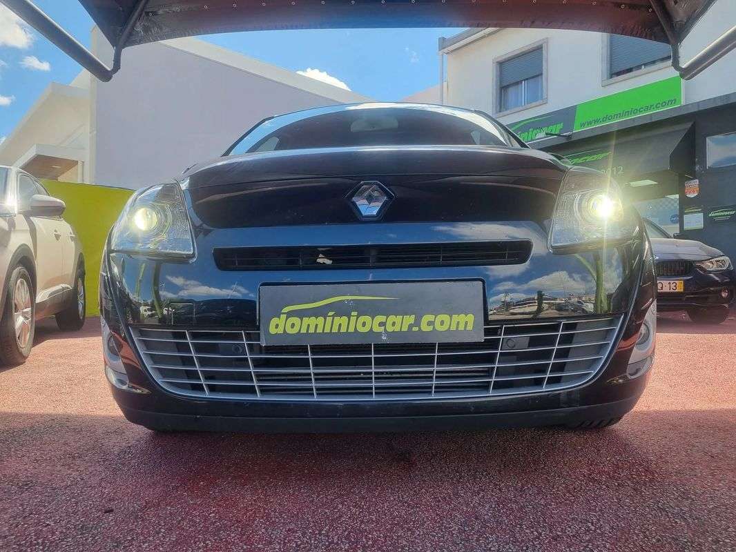 renault-grand-scenic-2011-diesel-1461cc