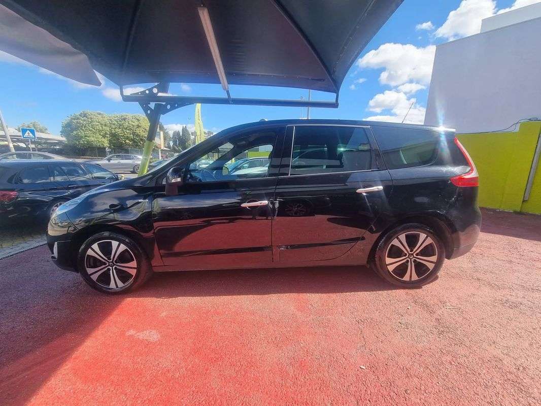 renault-grand-scenic-2011-diesel-1461cc