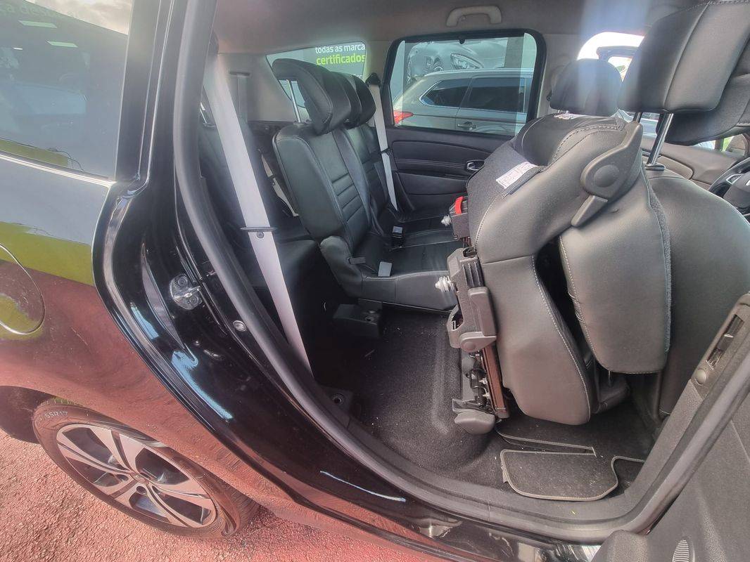 renault-grand-scenic-2011-diesel-1461cc