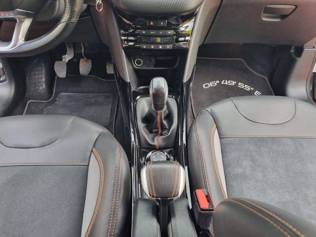 peugeot-2008-2017-gasolina-1199cc