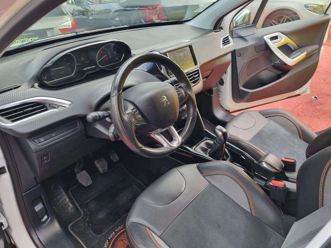 peugeot-2008-2017-gasolina-1199cc