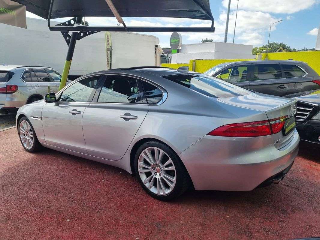 jaguar-xf-2017-diesel-1999cc