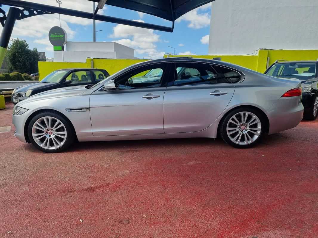 jaguar-xf-2017-diesel-1999cc