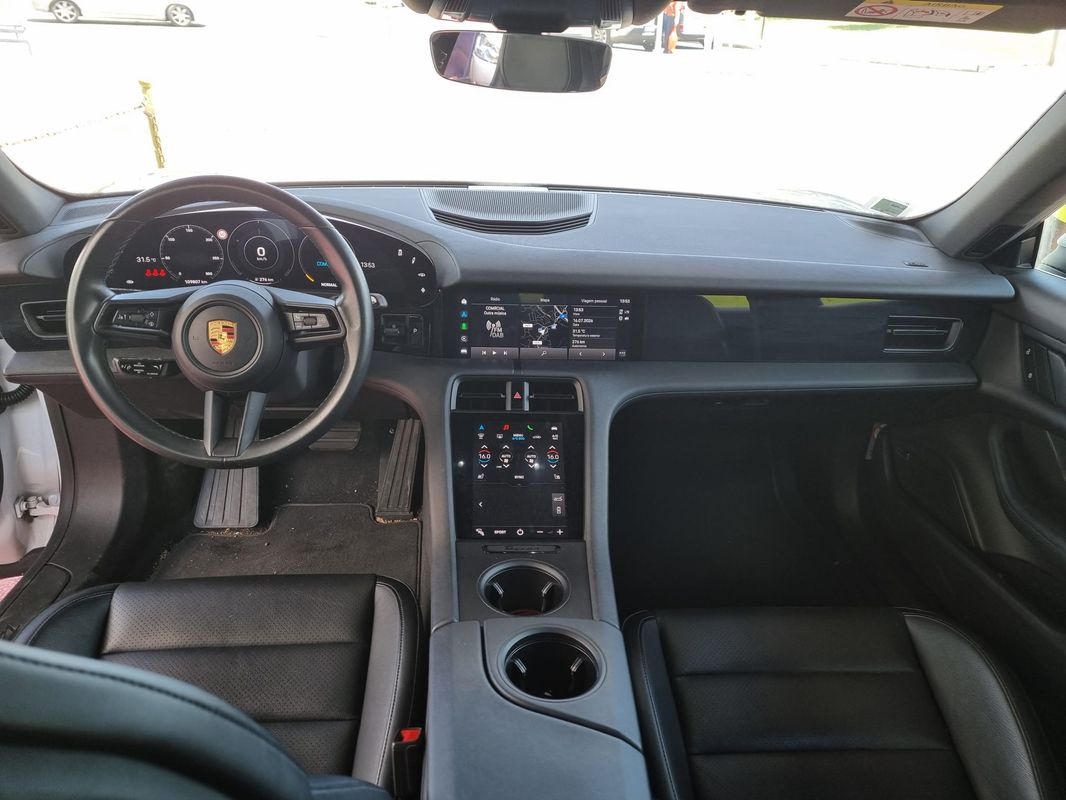porsche-taycan-2022-eletrico-0cc