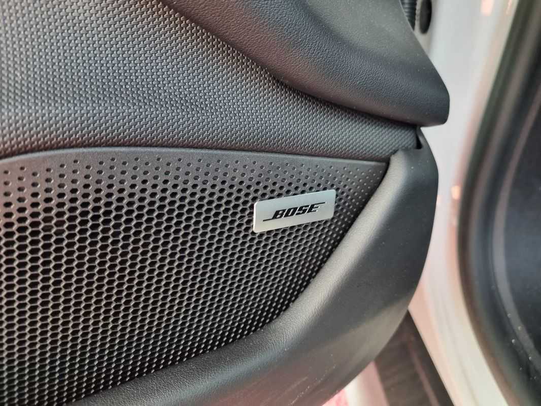 porsche-taycan-2022-eletrico-0cc