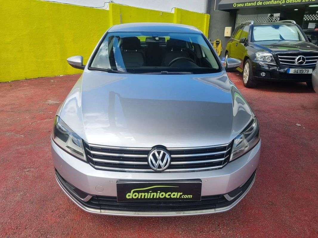 volkswagen-passat-2011-diesel-1598cc