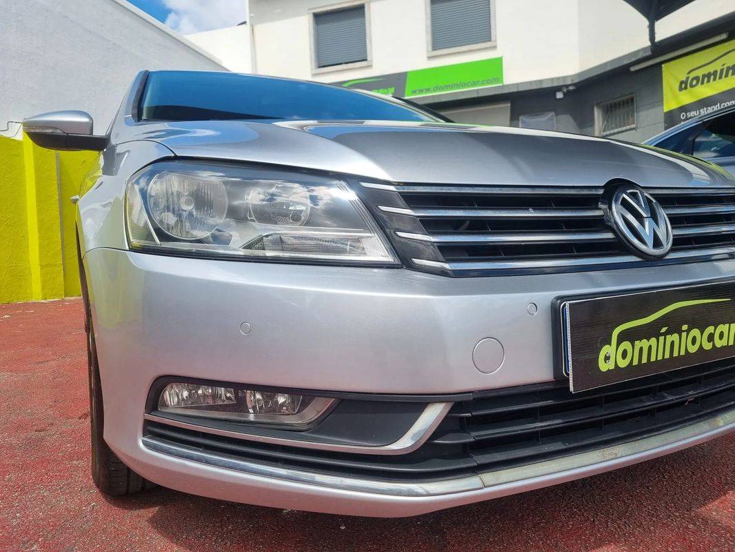 volkswagen-passat-2011-diesel-1598cc