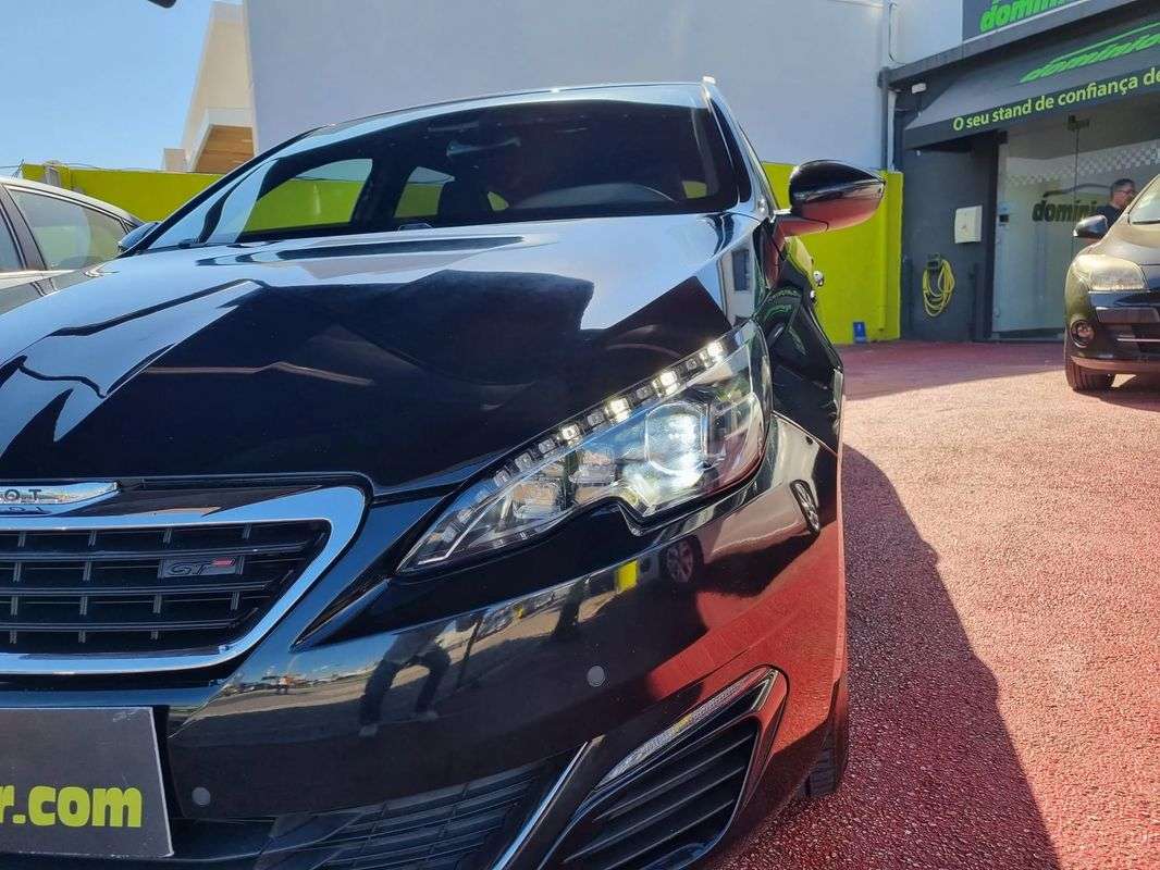 peugeot-308-sw-2017-diesel-1997cc