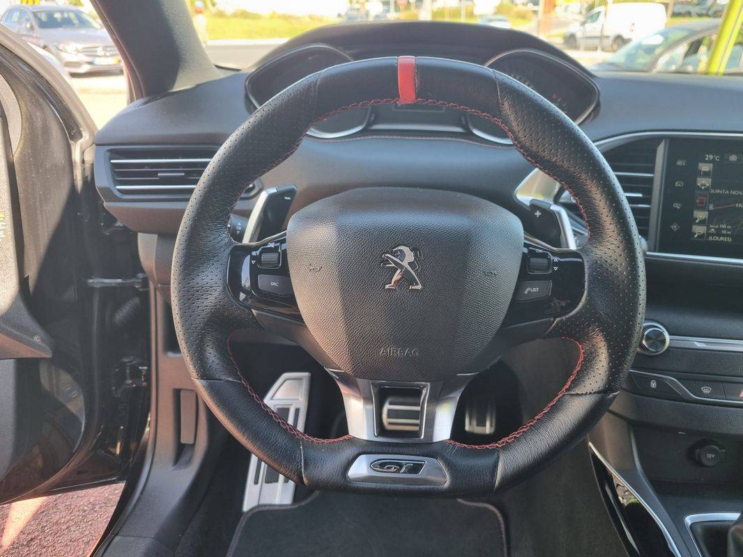 peugeot-308-sw-2017-diesel-1997cc