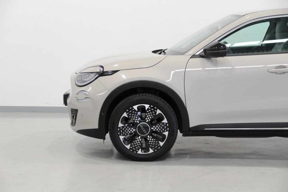 fiat-600-1-2-mild-hybrid-2025-gasolina-1199cc