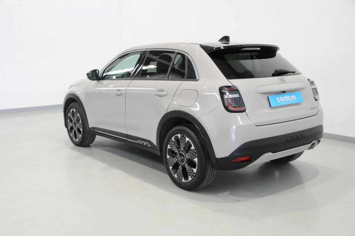 fiat-600-1-2-mild-hybrid-2025-gasolina-1199cc