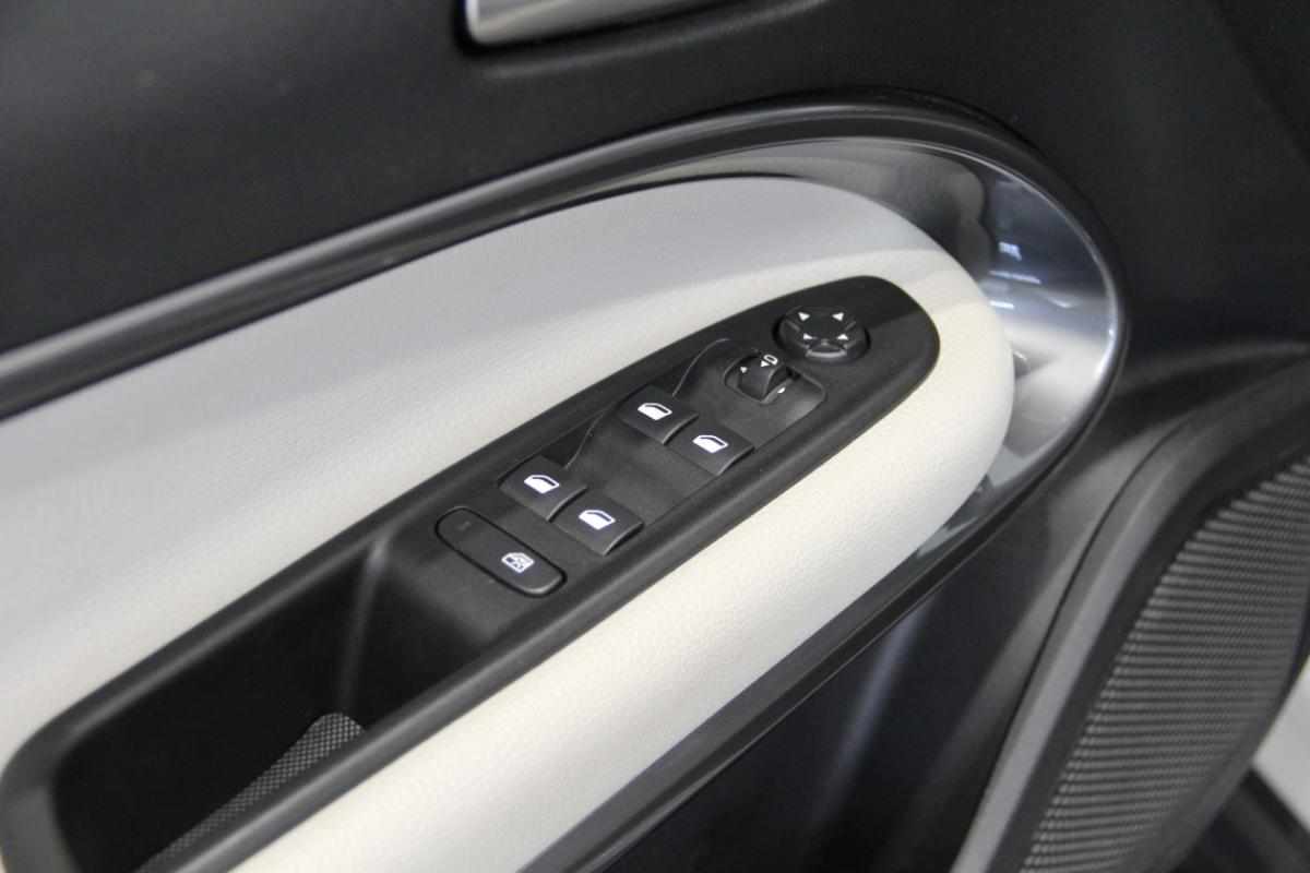 fiat-600-1-2-mild-hybrid-2025-gasolina-1199cc