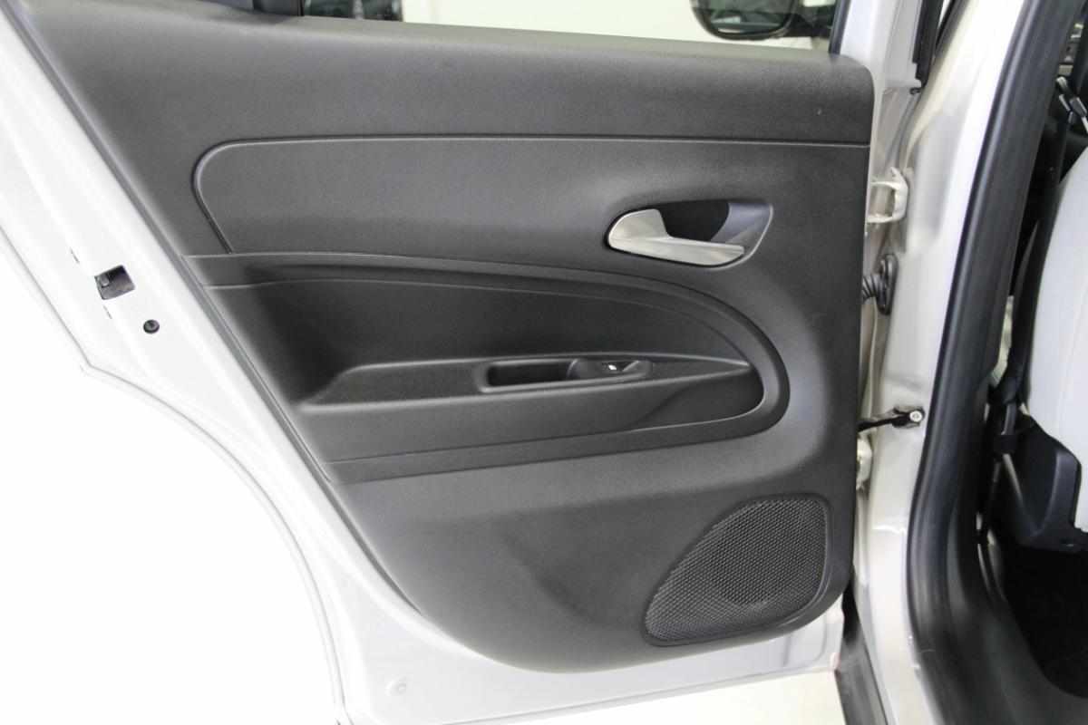 fiat-600-1-2-mild-hybrid-2025-gasolina-1199cc