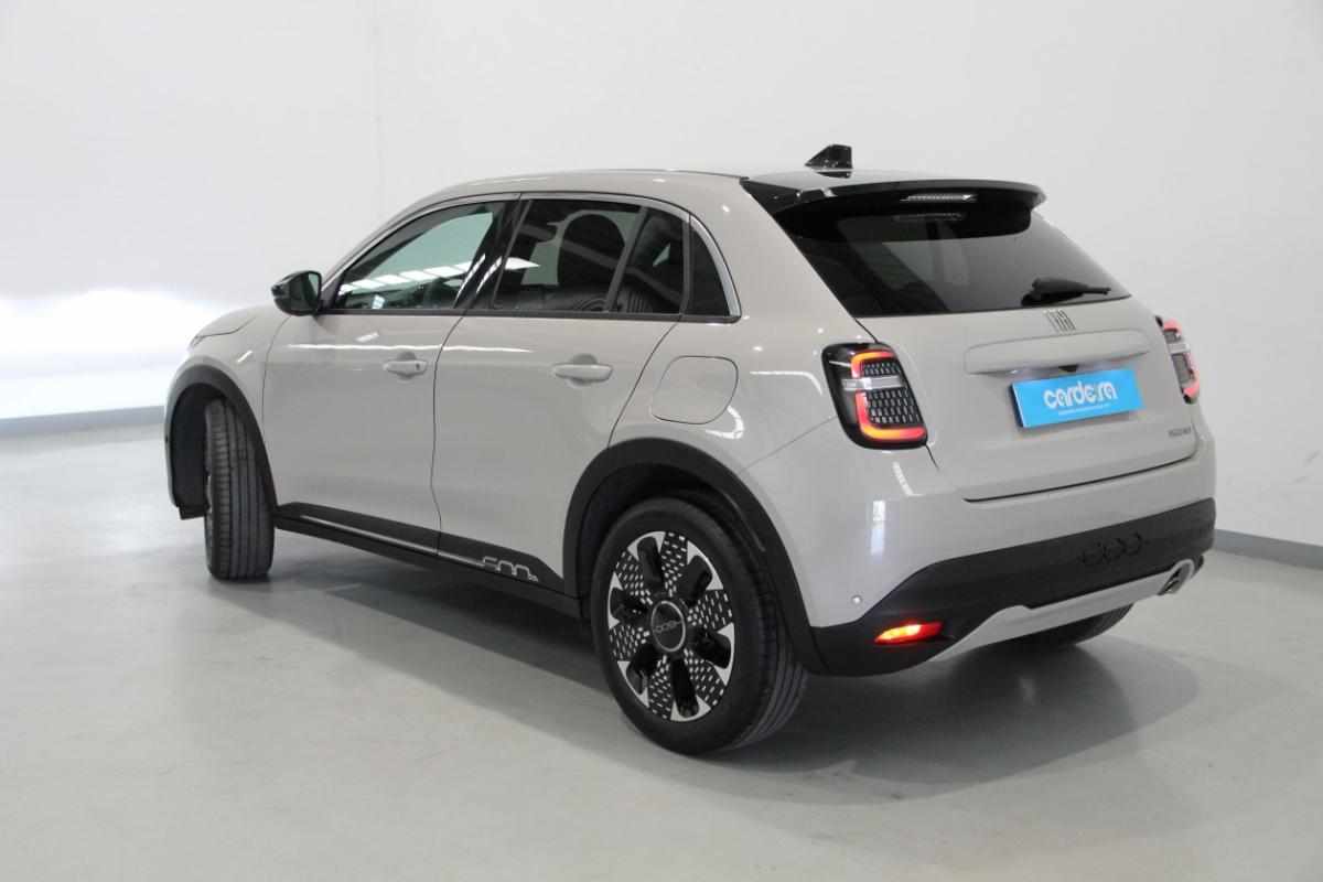 fiat-600-1-2-mild-hybrid-2025-gasolina-1199cc