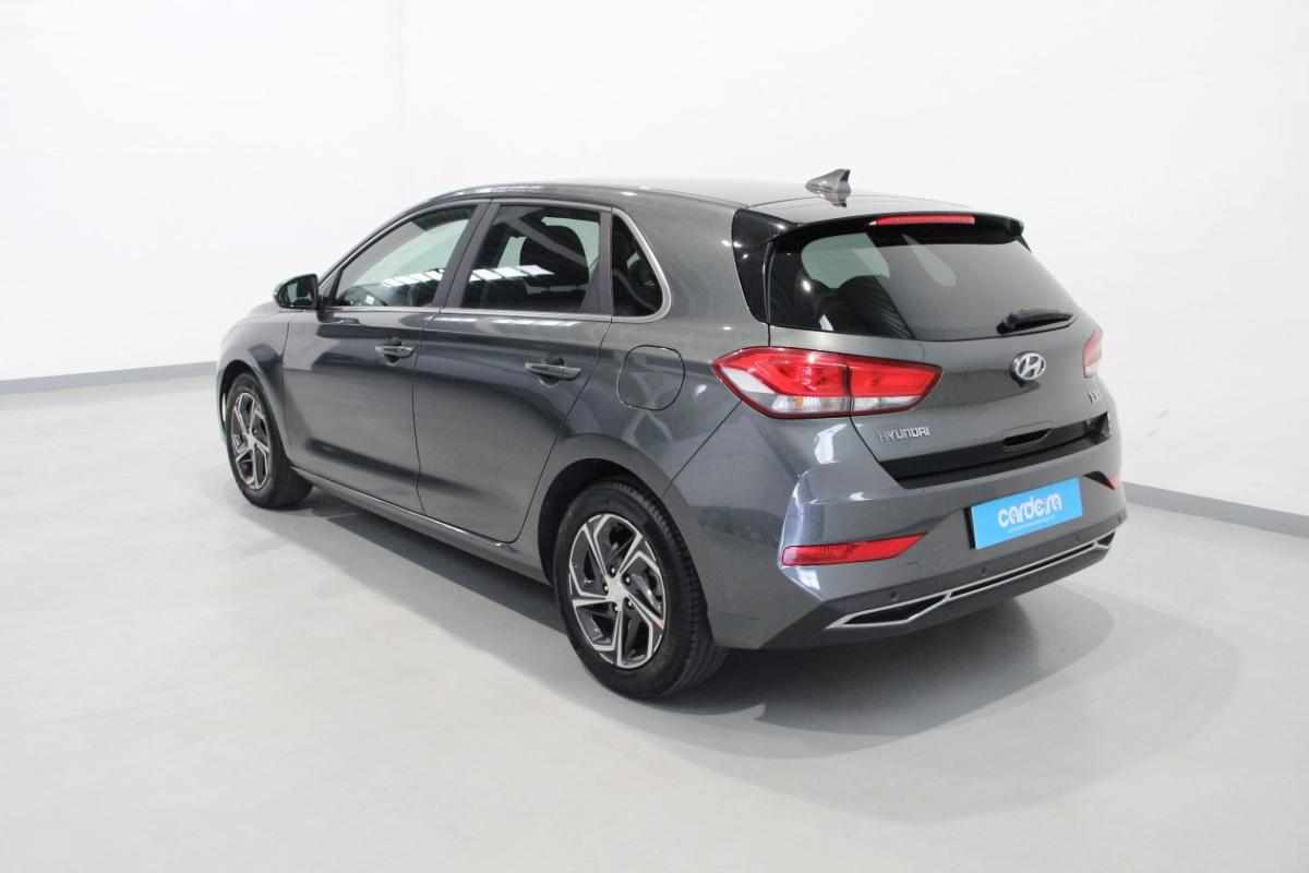 hyundai-i30-2023-gasolina-998cc