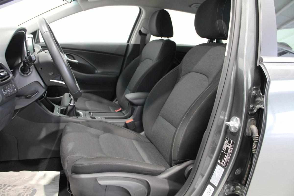 hyundai-i30-2023-gasolina-998cc