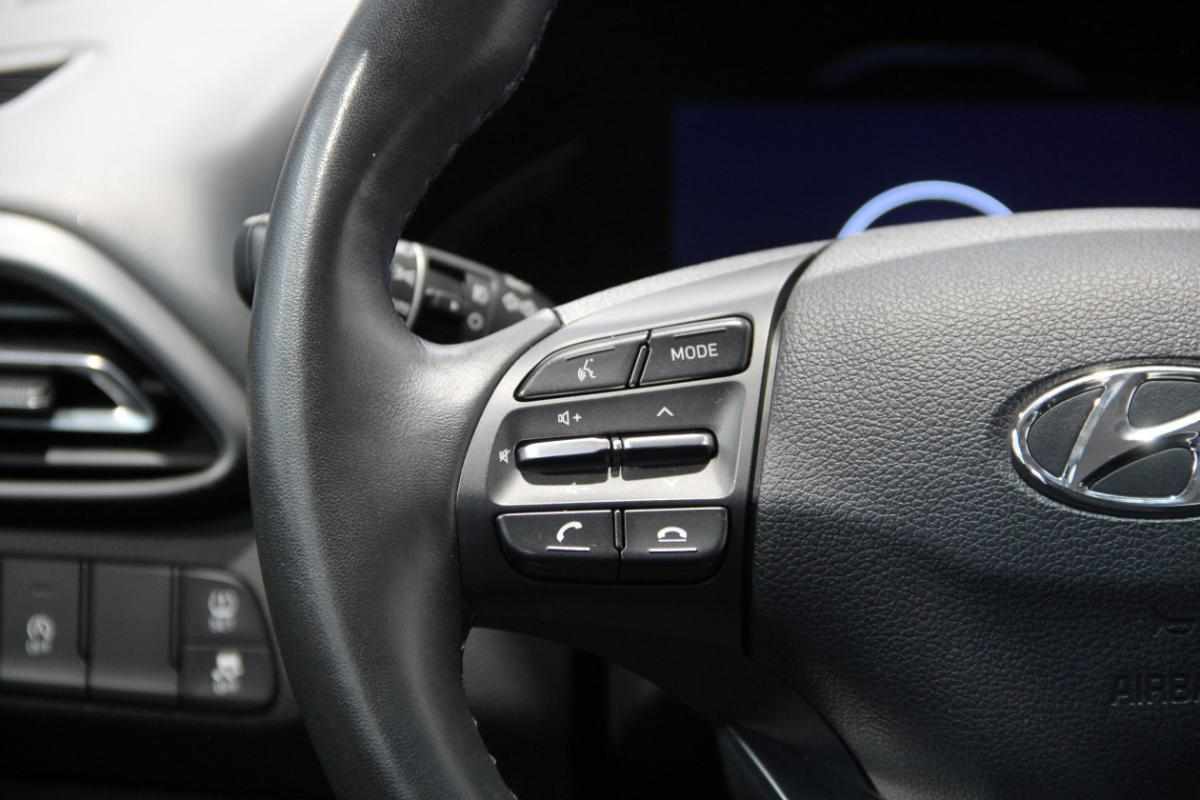 hyundai-i30-2023-gasolina-998cc