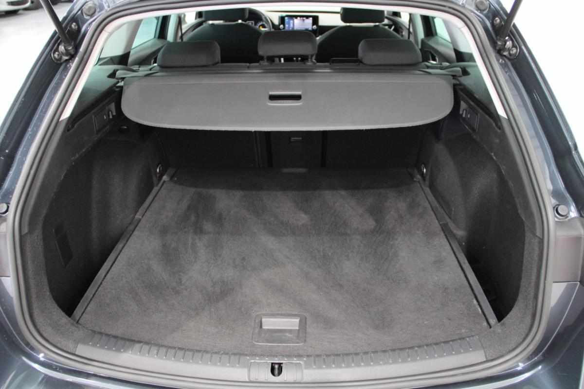 seat-leon-2022-gasolina-999cc