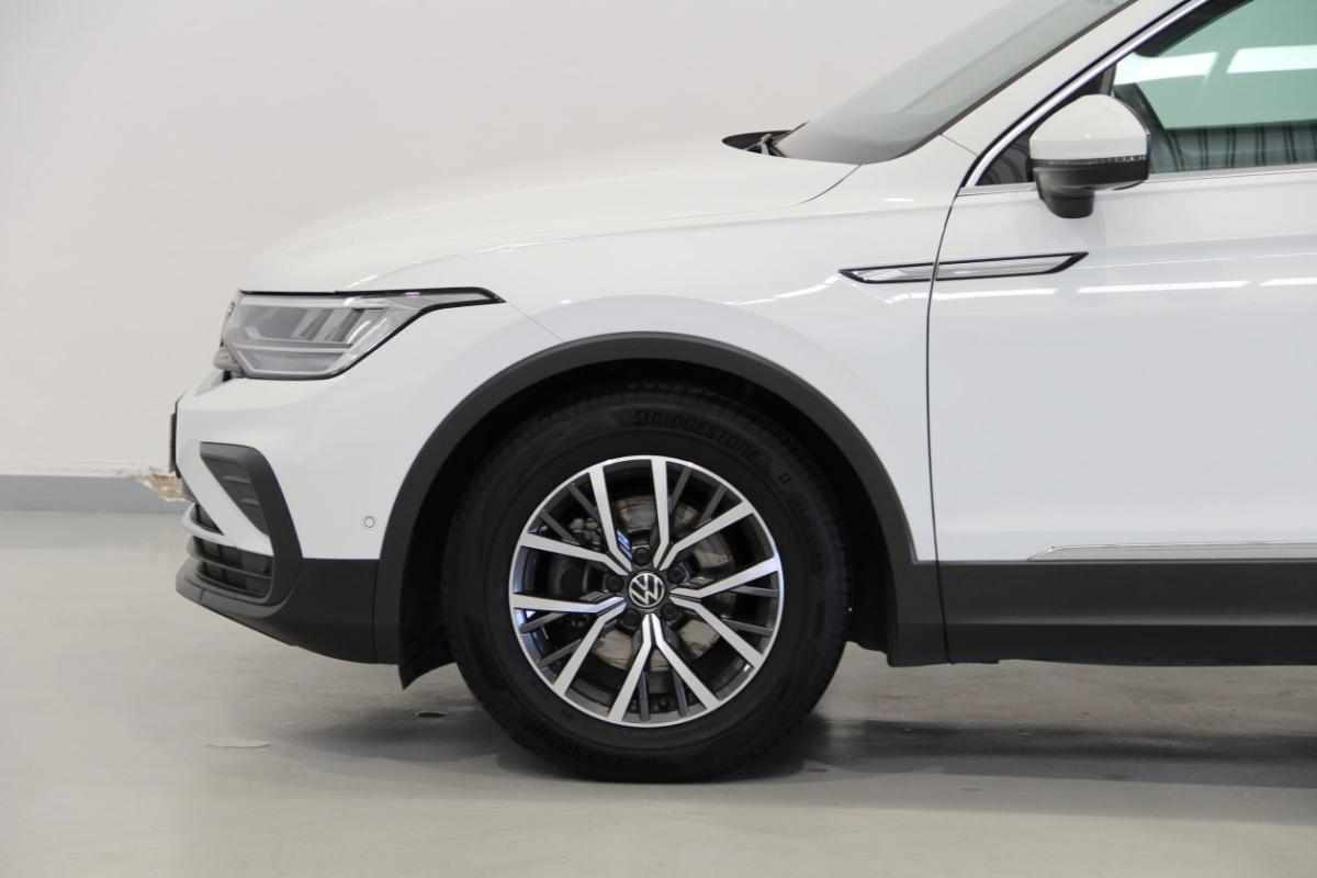volkswagen-tiguan-2-0-tdi-bluemotion-2023-diesel-1968cc