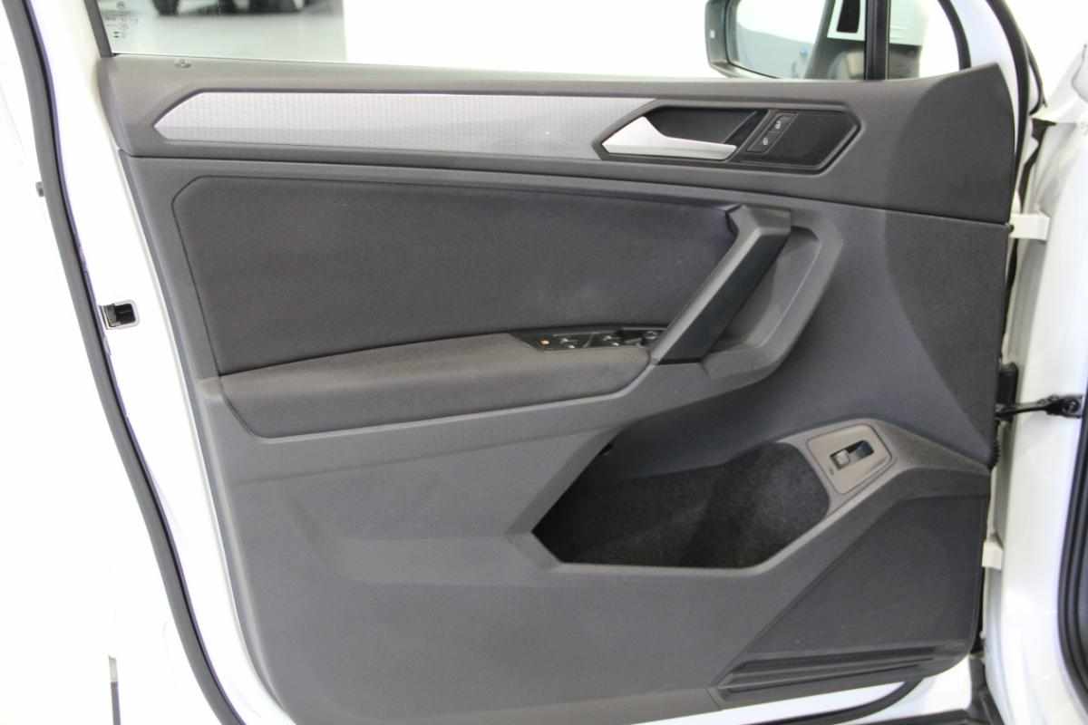 volkswagen-tiguan-2-0-tdi-bluemotion-2023-diesel-1968cc