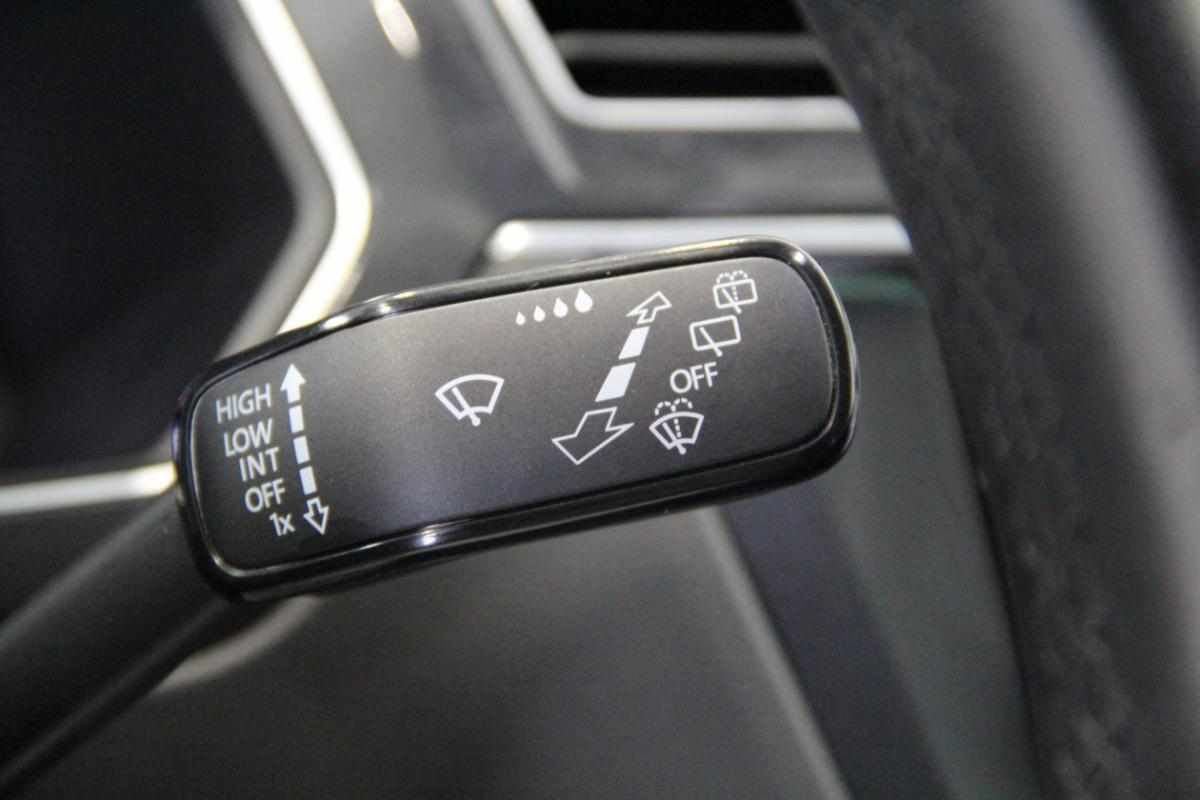 volkswagen-tiguan-2-0-tdi-bluemotion-2023-diesel-1968cc