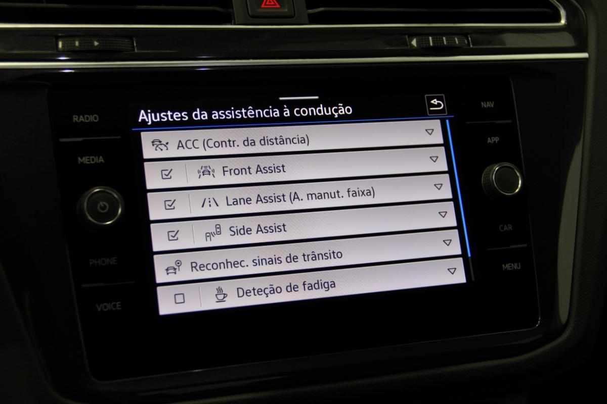 volkswagen-tiguan-2-0-tdi-bluemotion-2023-diesel-1968cc