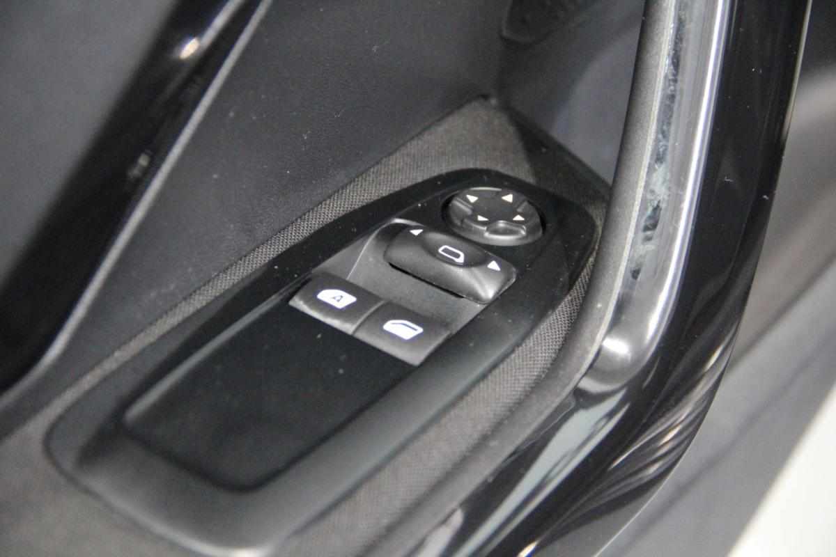 peugeot-208-1-6-bluehdi-2017-diesel-1560cc