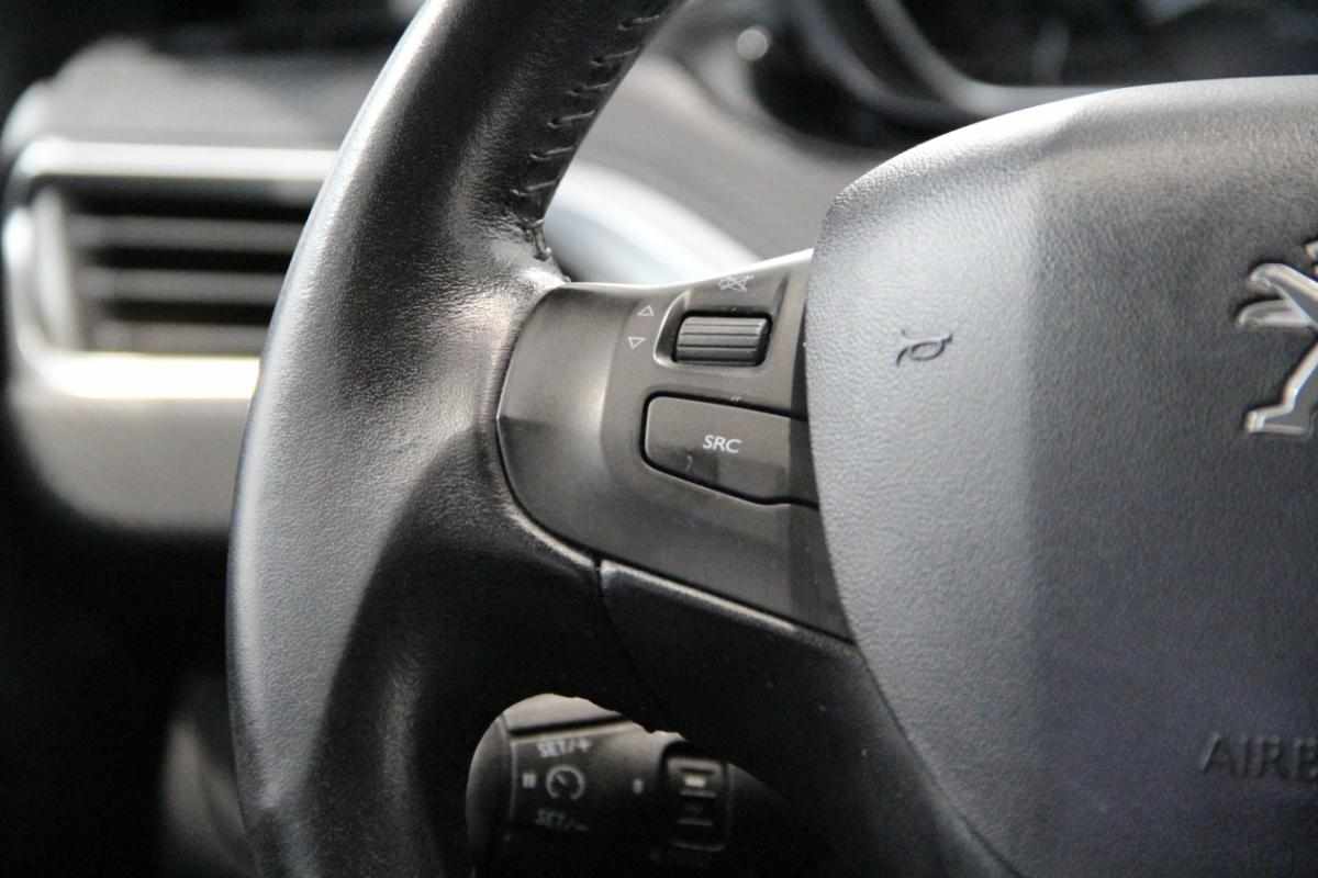 peugeot-208-1-6-bluehdi-2017-diesel-1560cc