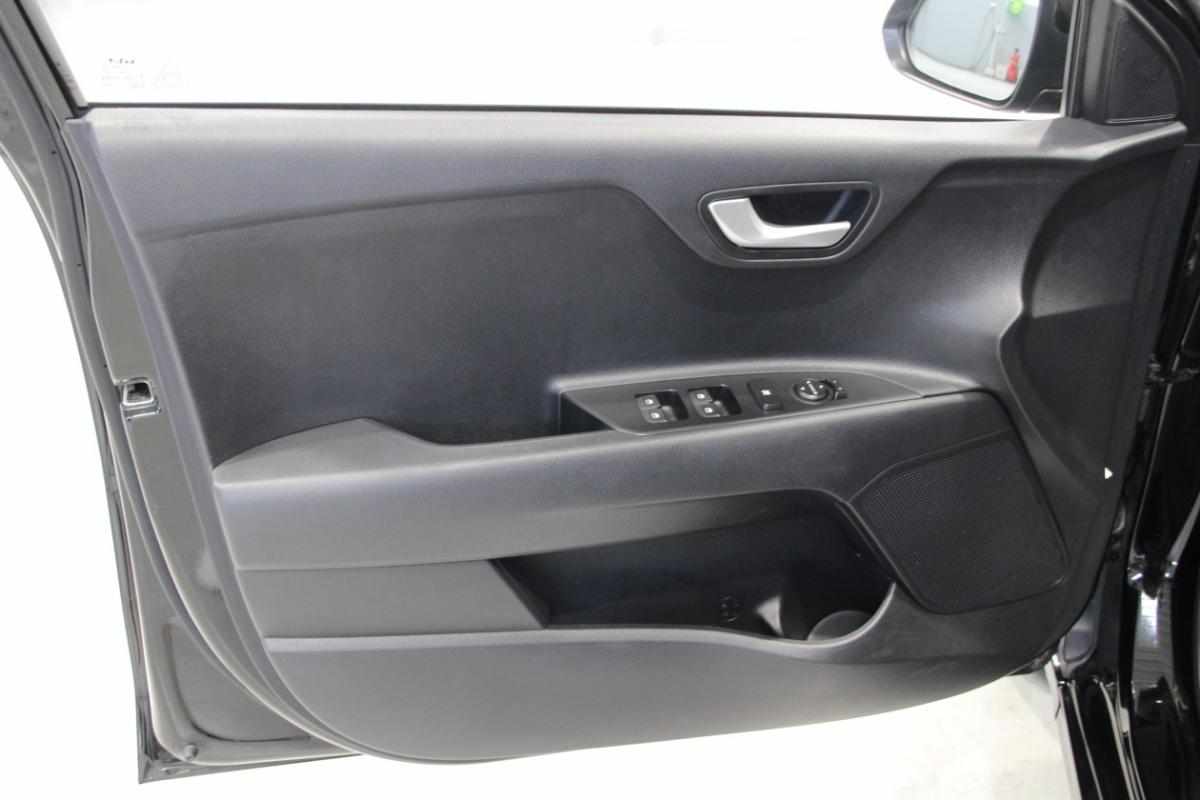 kia-rio-2023-gasolina-1248cc