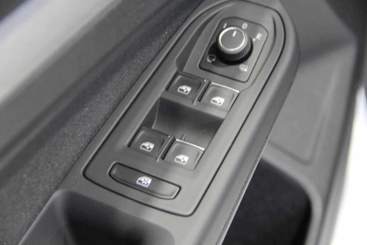 volkswagen-golf-1-5-tsi-act-2022-gasolina-999cc