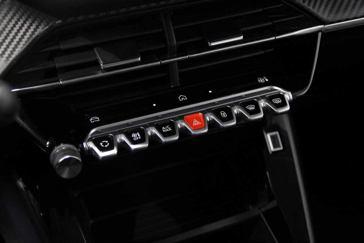 peugeot-208-1-2-puretech-2024-gasolina-1199cc