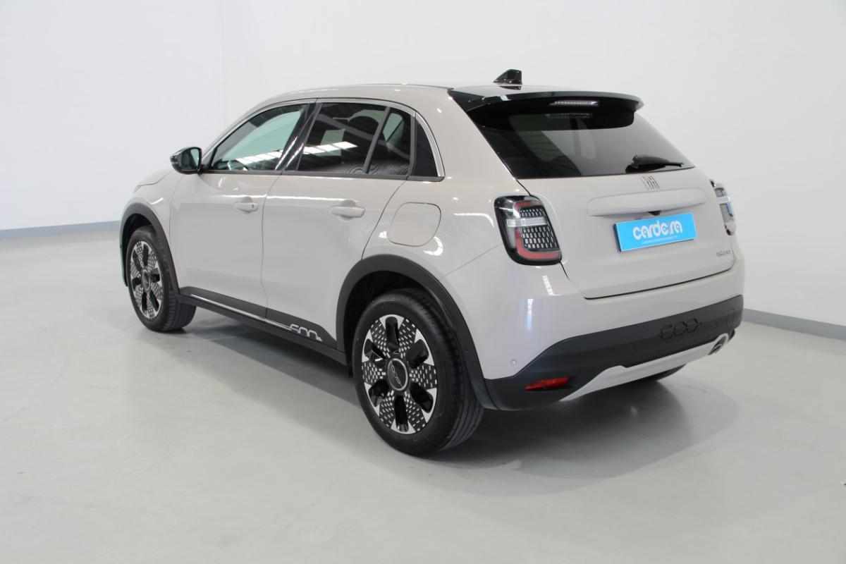 fiat-600-1-2-mild-hybrid-2025-gasolina-1199cc