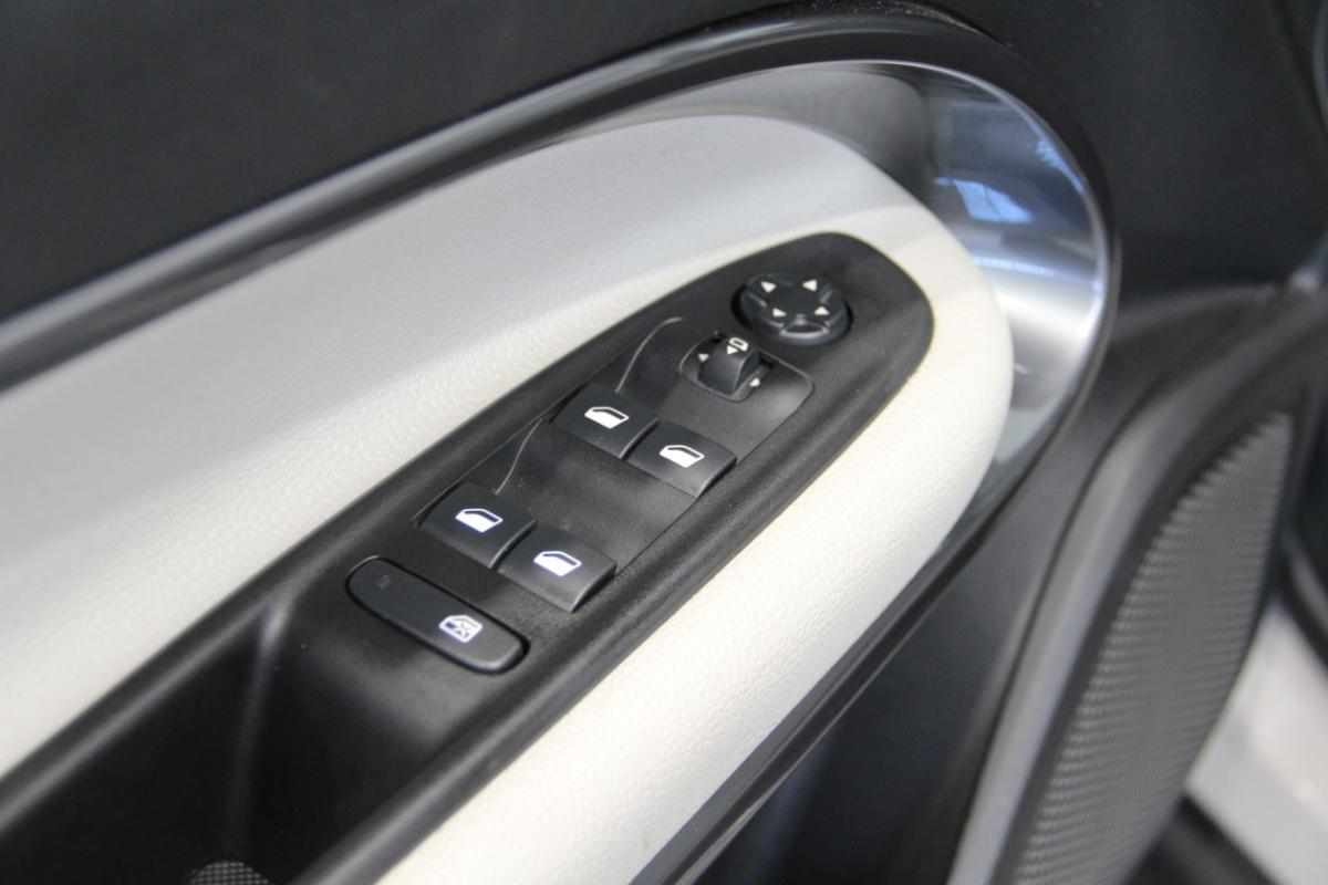 fiat-600-1-2-mild-hybrid-2025-gasolina-1199cc