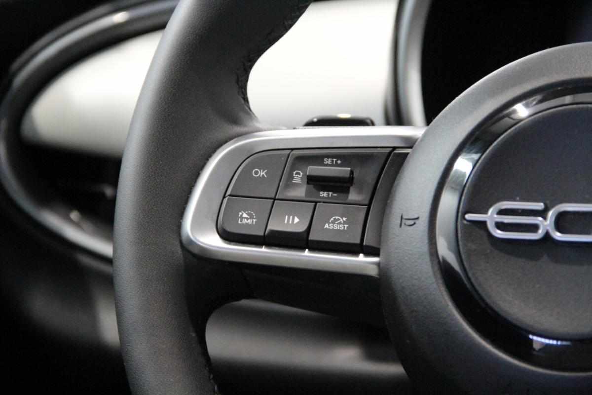 fiat-600-1-2-mild-hybrid-2025-gasolina-1199cc