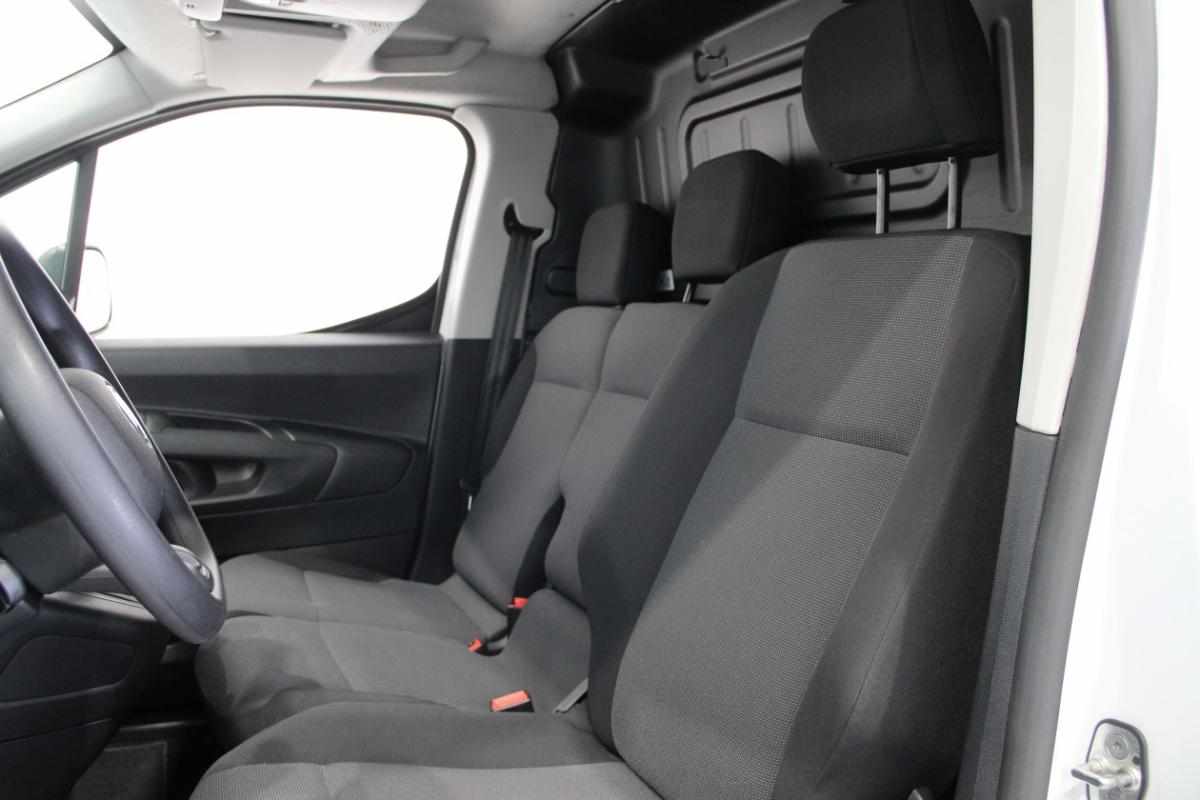 fiat-doblo-2023-diesel-1495cc