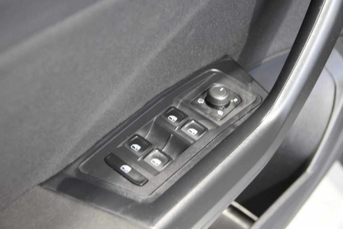 volkswagen-t-roc-1-0-tsi-2023-gasolina-999cc