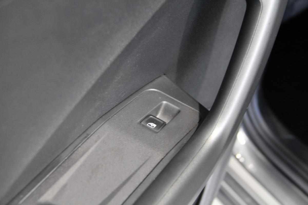 volkswagen-t-roc-1-0-tsi-2023-gasolina-999cc