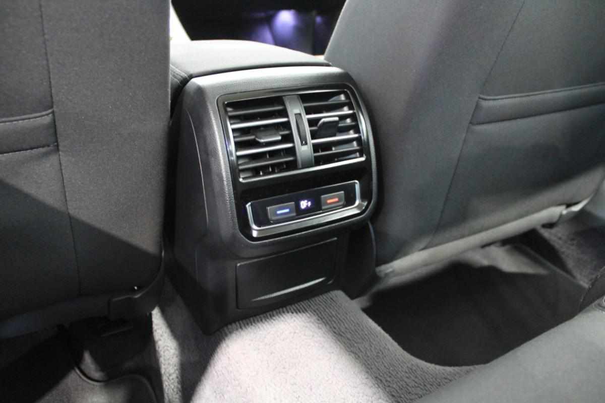 volkswagen-passat-2019-diesel-1598cc